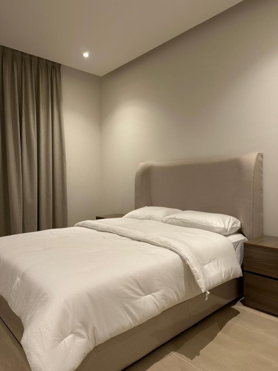 بدخول ذاتي بثلاث غرف نوم جميله Apartment
